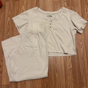 Abercrombie T-Shirt/Sweatpants Set